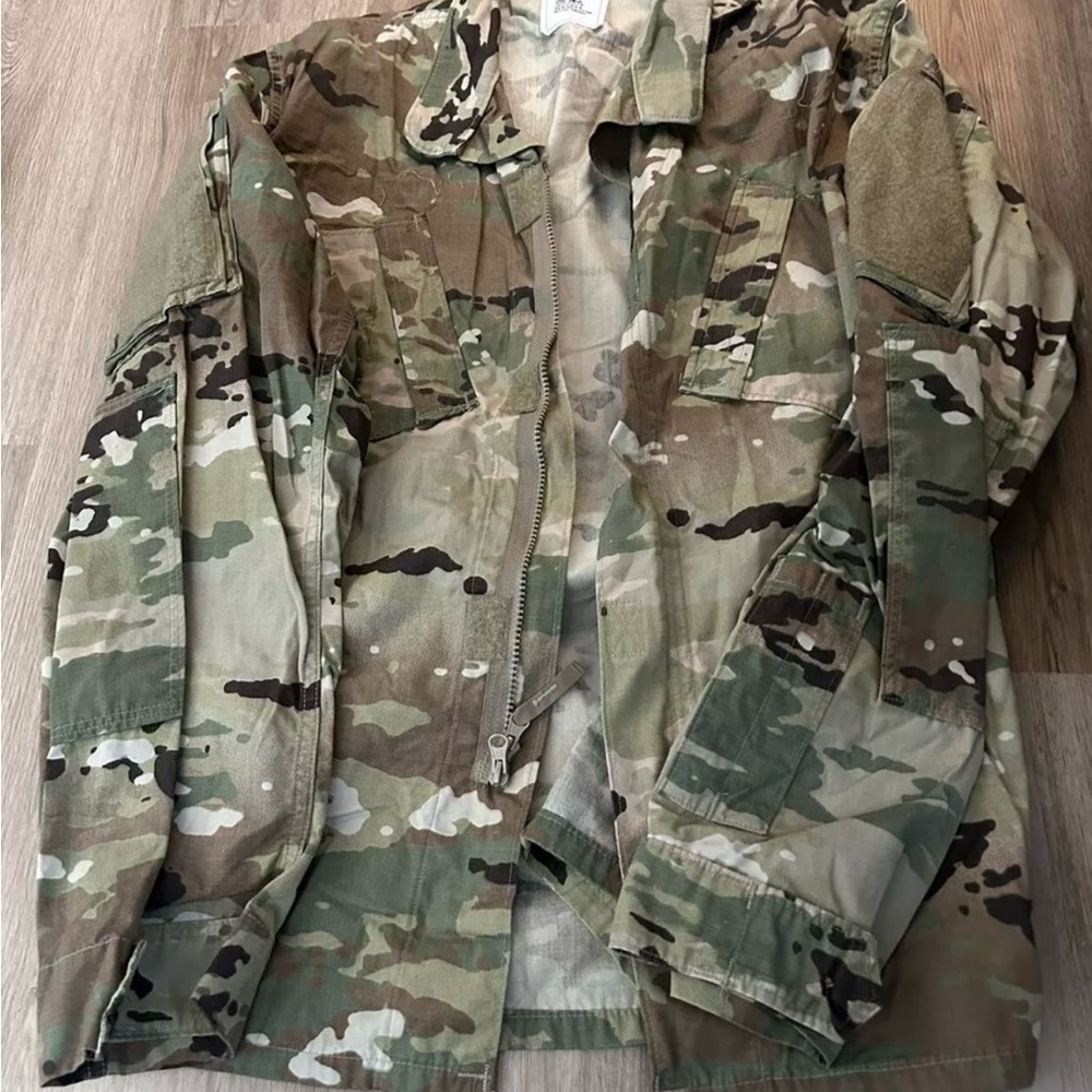 USGI Army Combat Uniform Jacket Coat Camo Size Large Regular